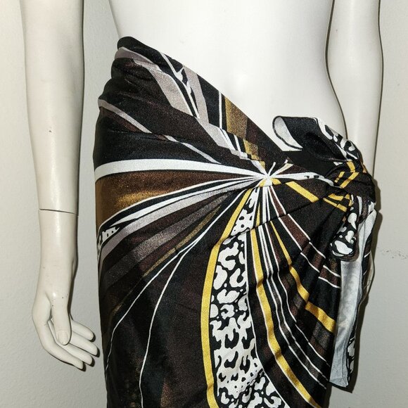 Longitude Swimsuit Cover-up Sarong || One Size Fits Most - Picture 2 of 6